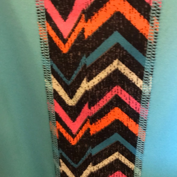 4/$25 Kandy Karma workout tank - Picture 3 of 4